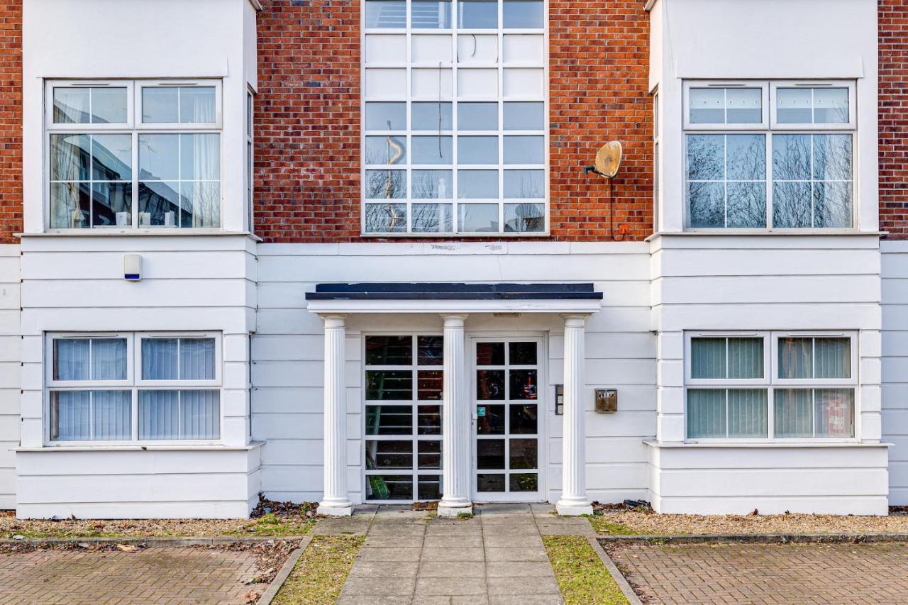 Cosy 2Br Modern Apt With Free Parking Liverpool Exterior photo