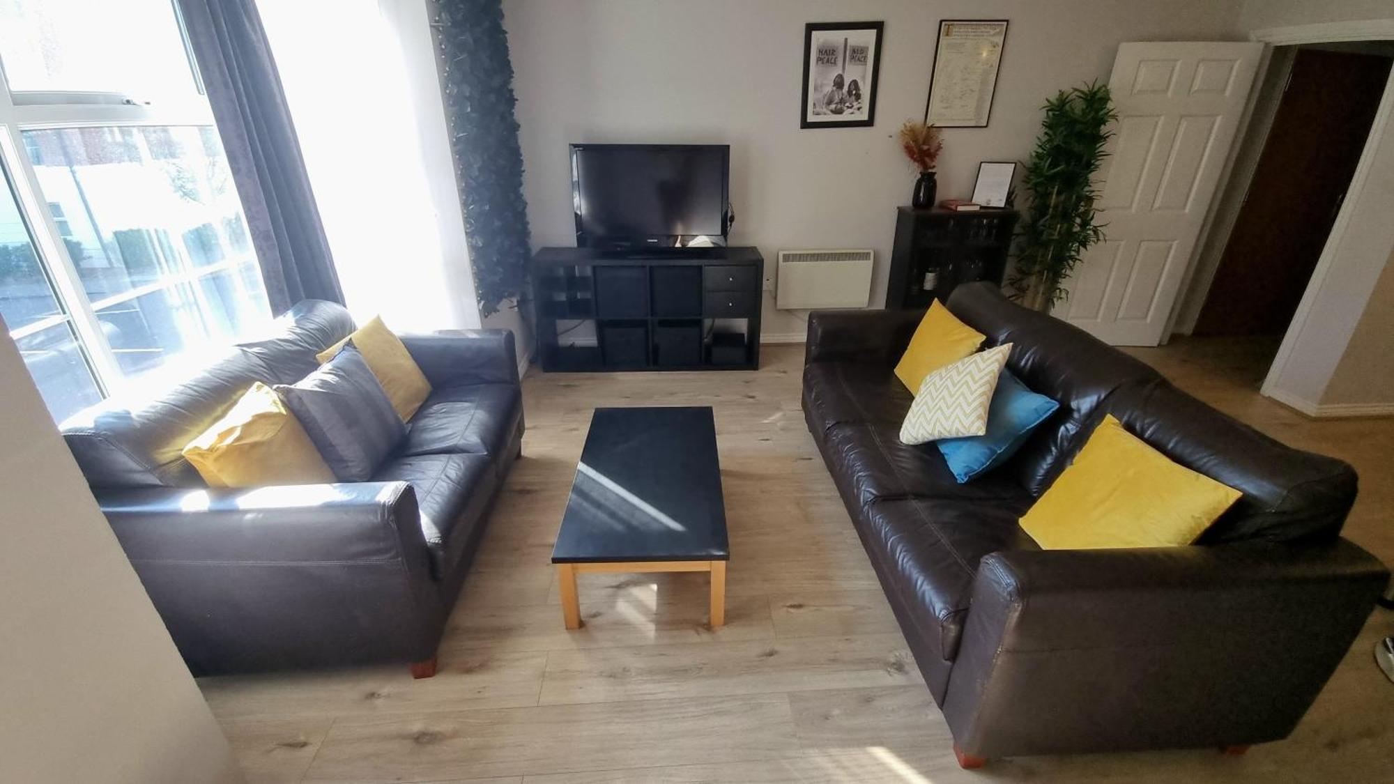 Cosy 2Br Modern Apt With Free Parking Liverpool Exterior photo